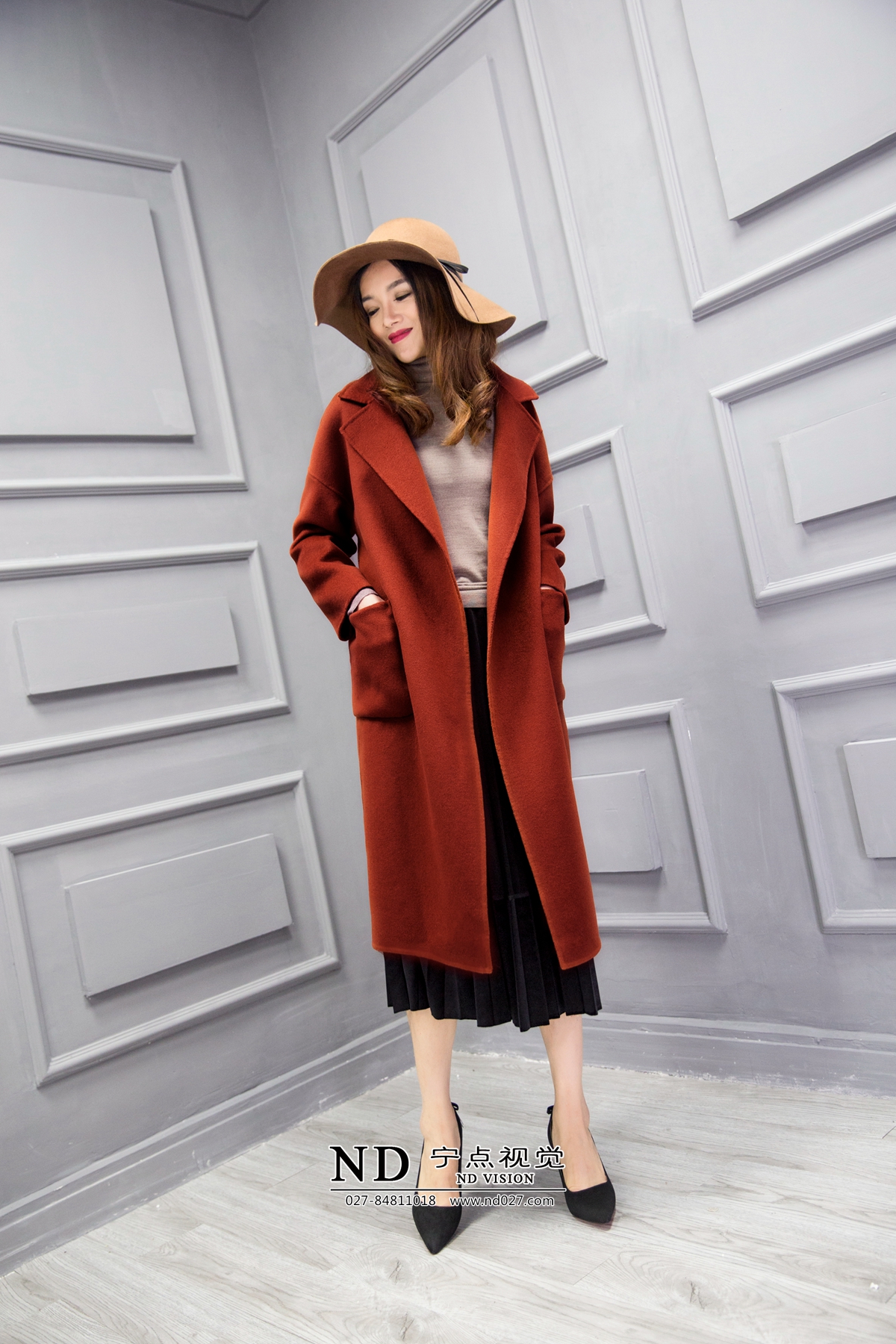 出清不二價 NATURAL BEAUTY BASIC 紫紅色羊毛大衣 連帽羊毛大衣 M號 | Yahoo奇摩拍賣