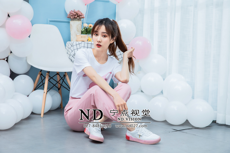 女装实景拍摄