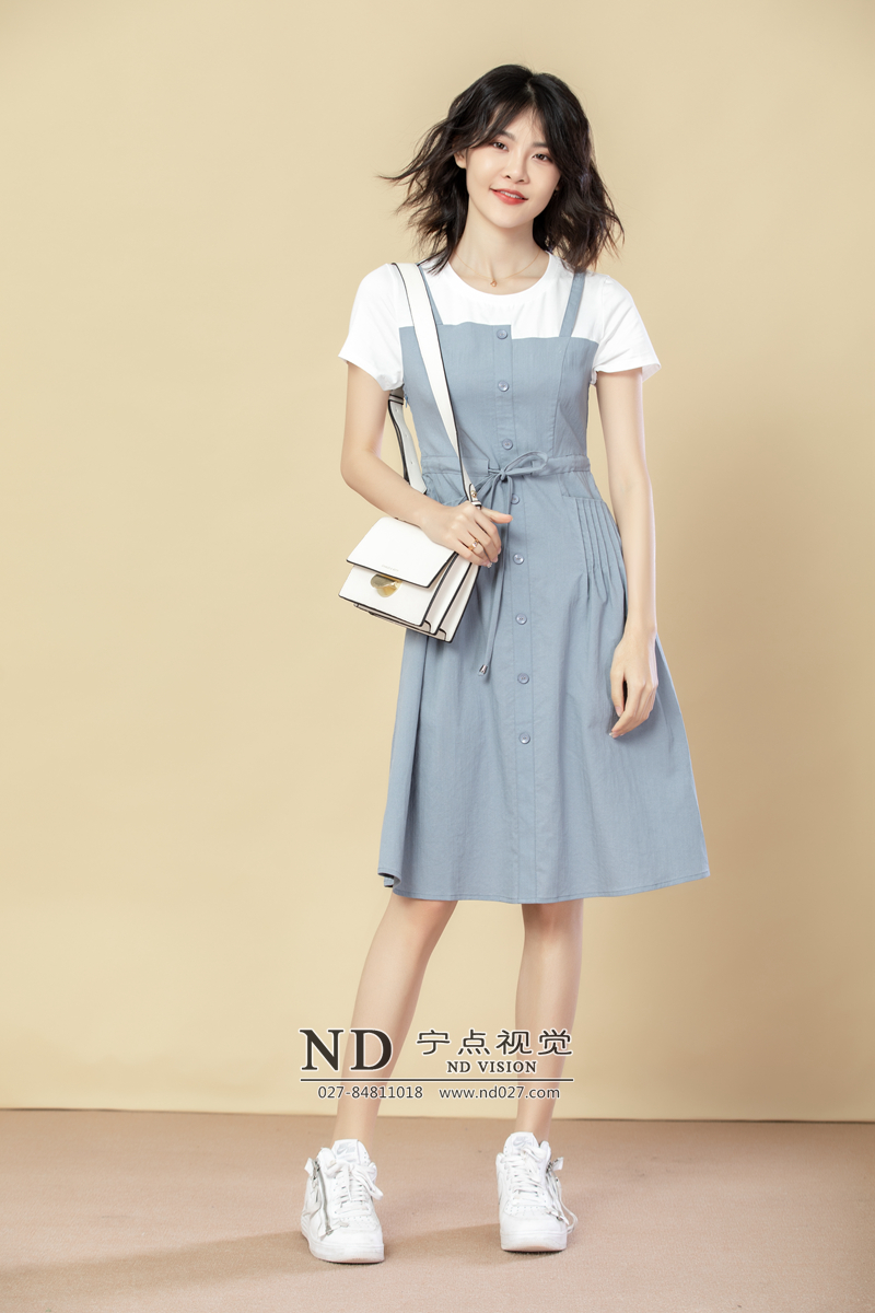 女装内景拍摄