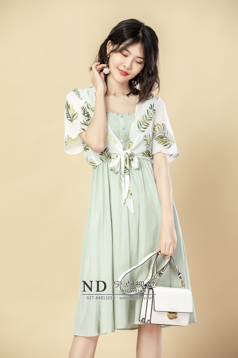 女装内景拍摄